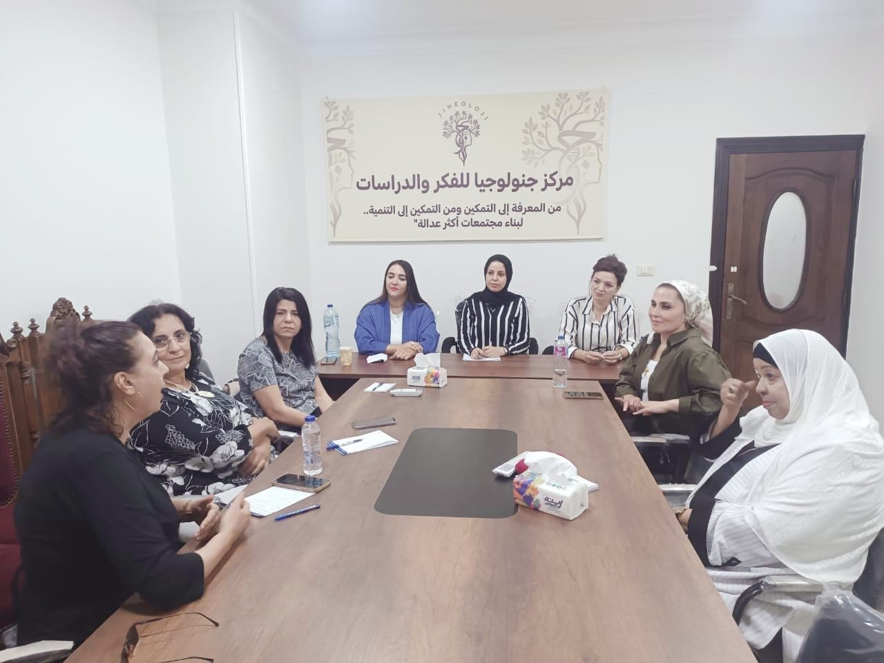 "حبر نسائي".. مبادرة يطلقها مركز جنولوجيا للفكر والدراسات تحت شعار «نكتب.. لنعبر.. لنؤثر»